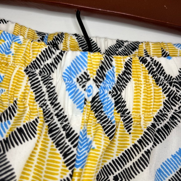 💗 Yellow Print Flowy Trousers - Picture 4 of 5